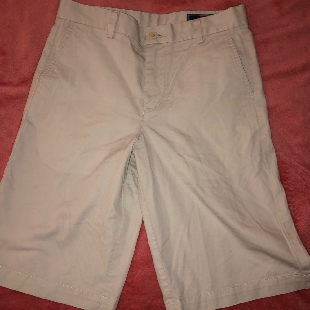 women’s long kaki Vineyard Vines shorts